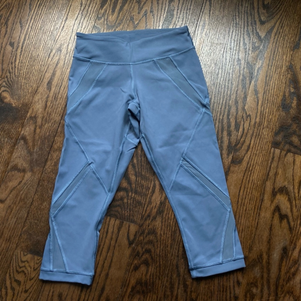Women's Lululemon Crops 2 Light Blue